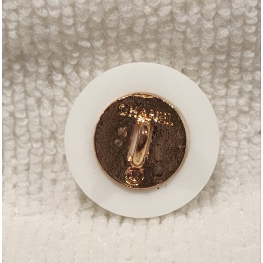 White & Gold CC Button - Picture 9 of 12